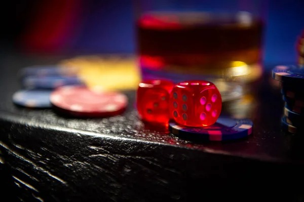French Roulette table layout at pengeluaran 4d showing felt zones and single-zero wheel